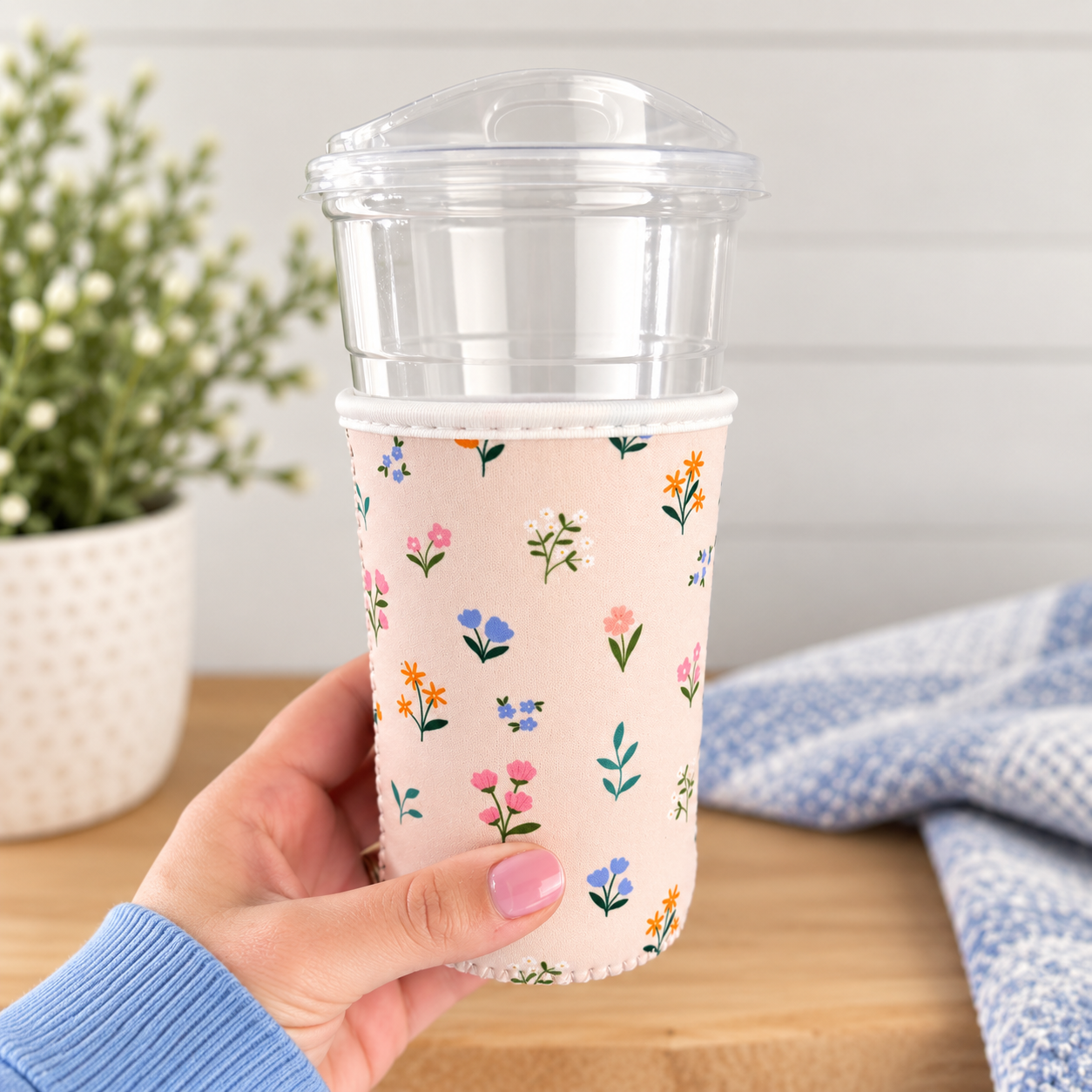 Cottage Florals Drink Sleeve