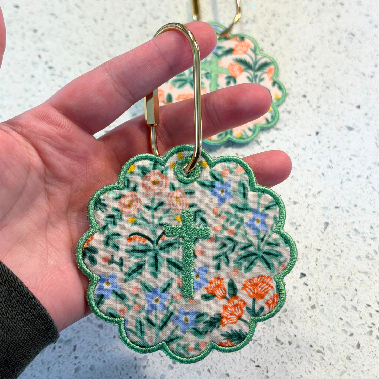 Green Garden Cross Bag Tag
