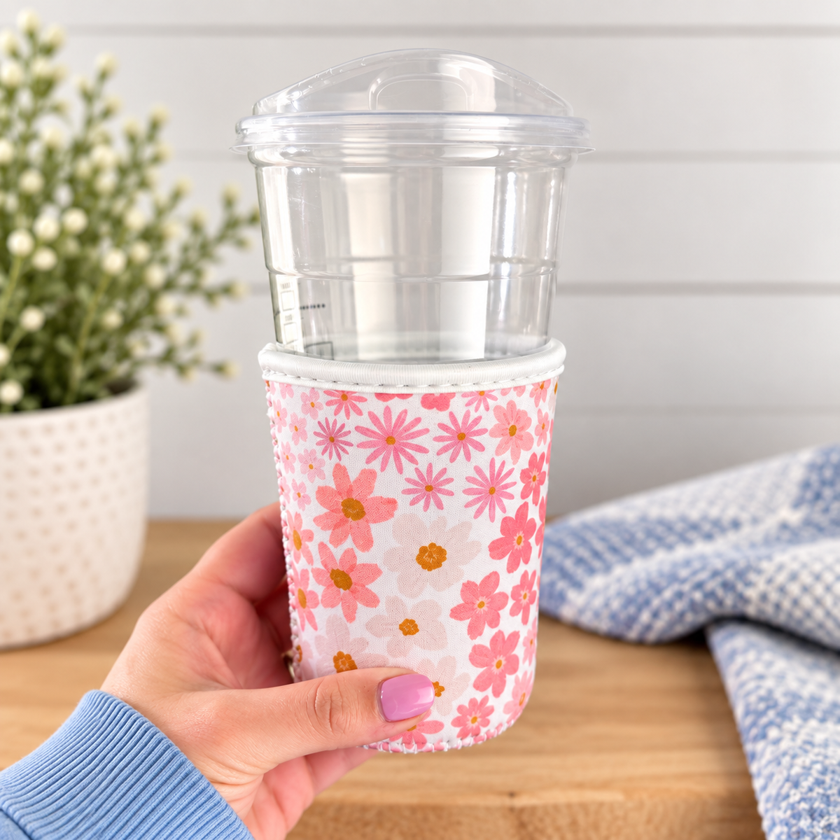 Pink Blooms Drink Sleeve