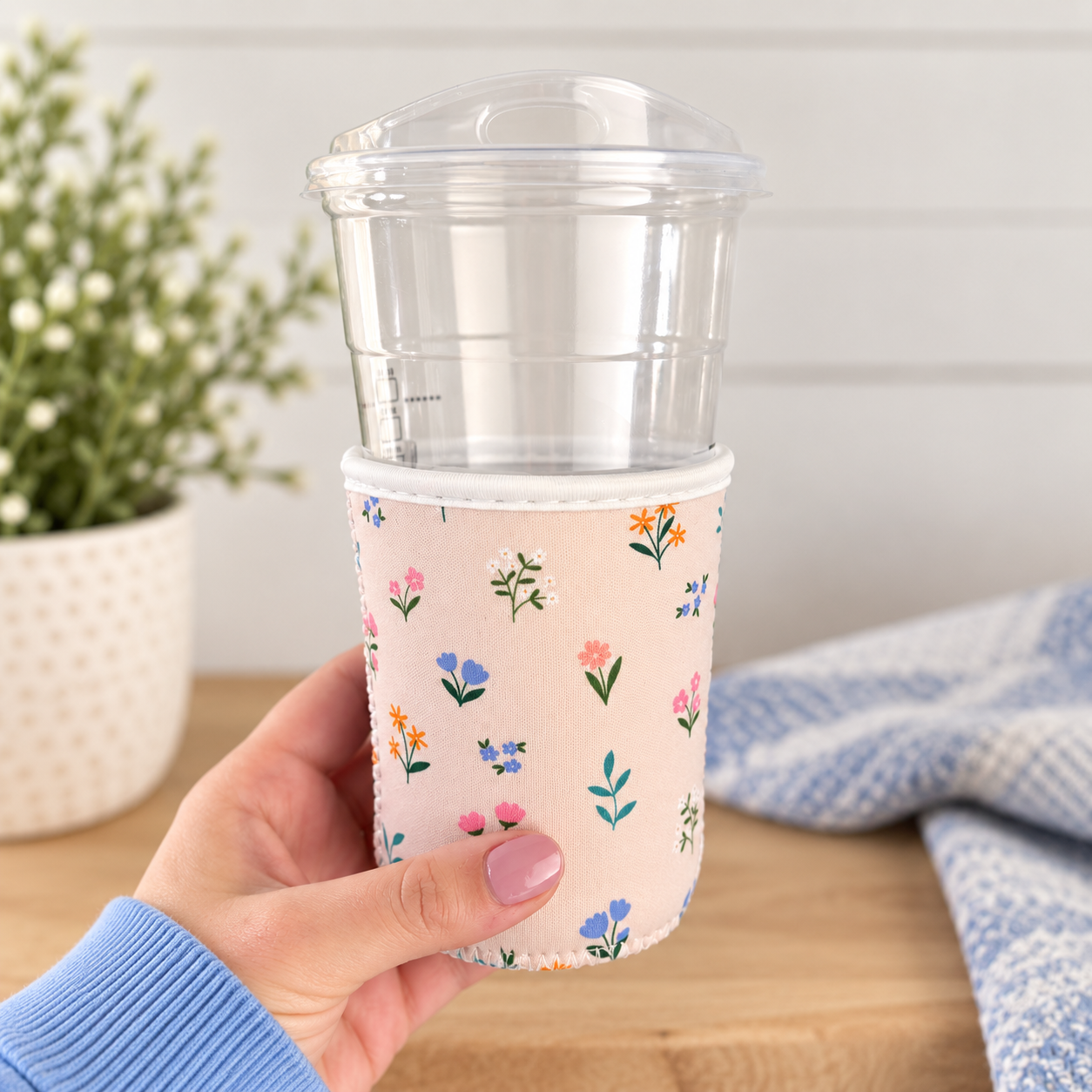 Cottage Florals Drink Sleeve