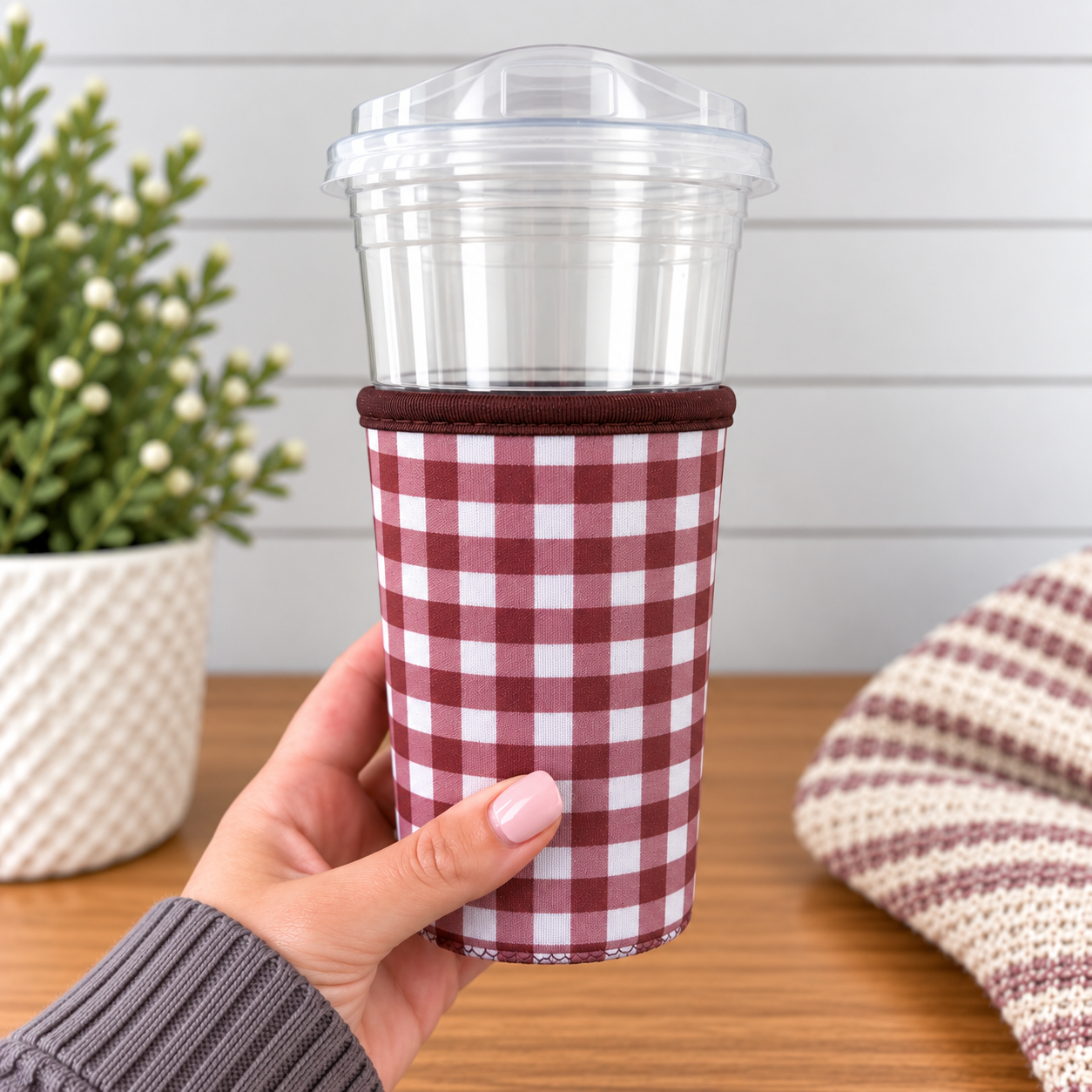 Mocha Gingham Drink Sleeve