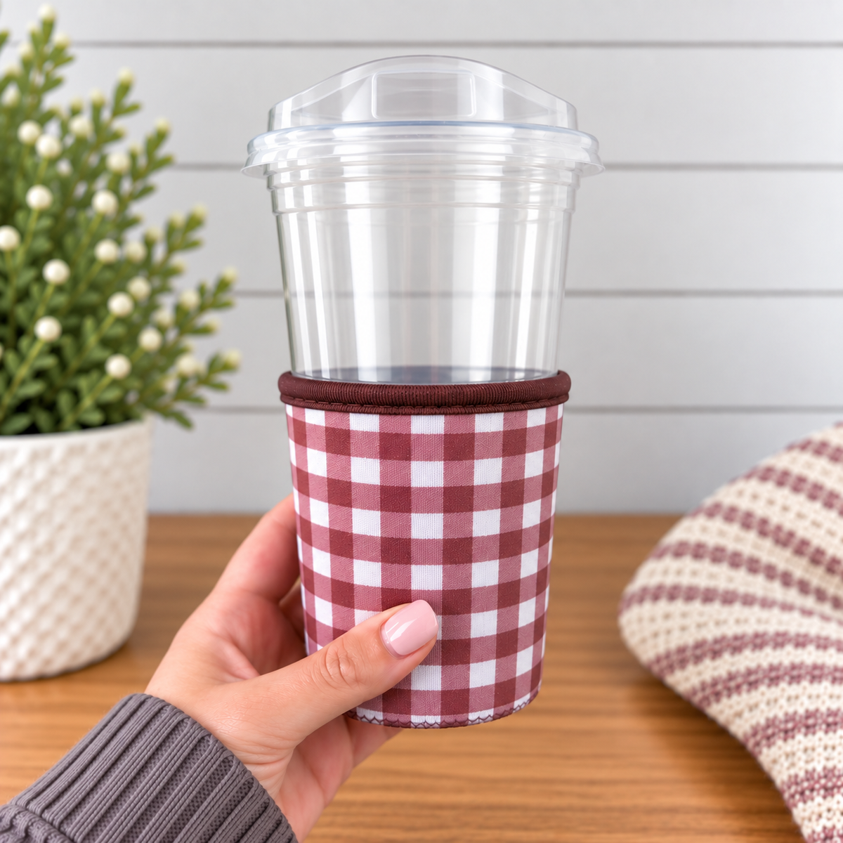 Mocha Gingham Drink Sleeve