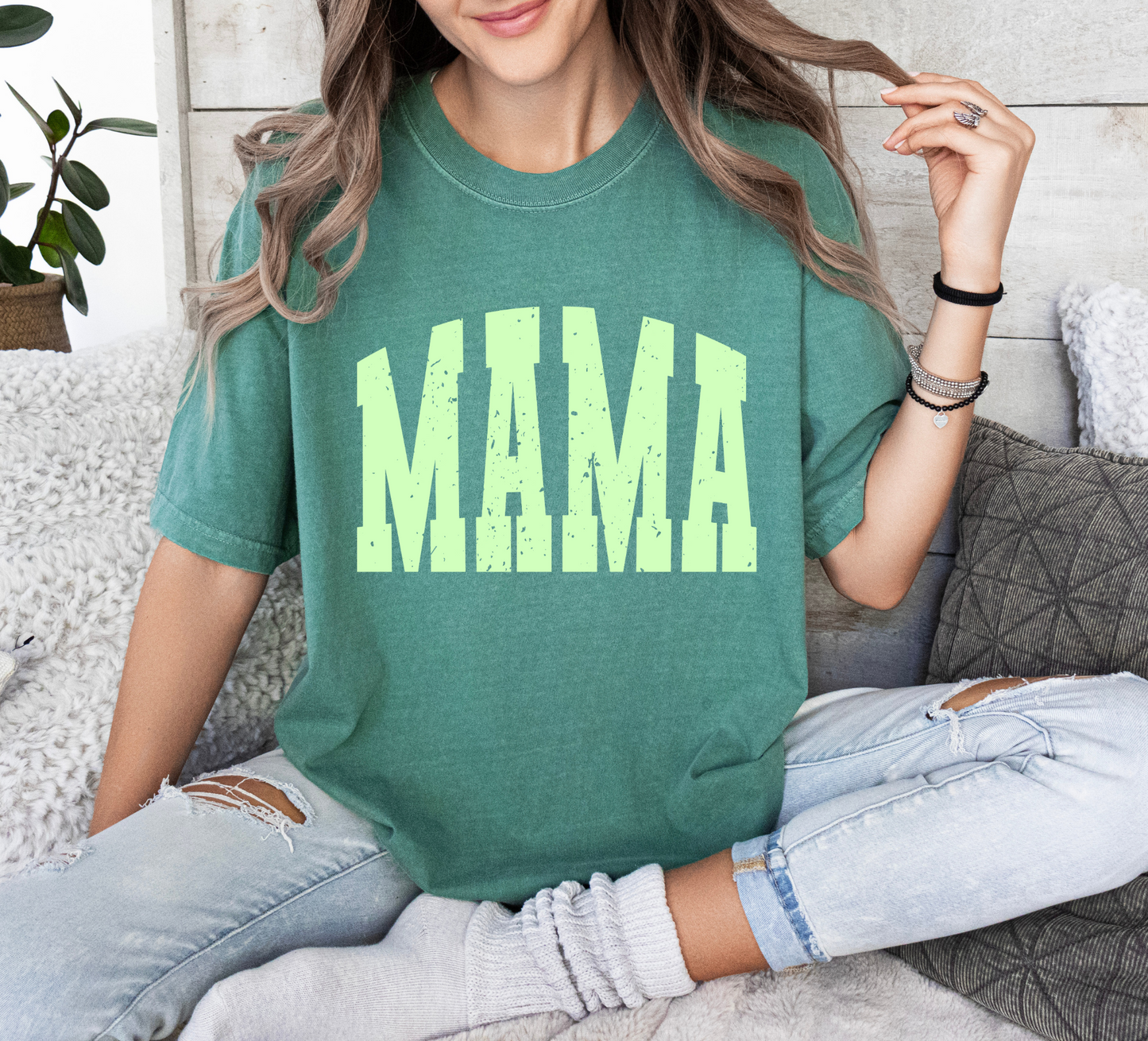 Distressed MAMA T-Shirt - Light Green